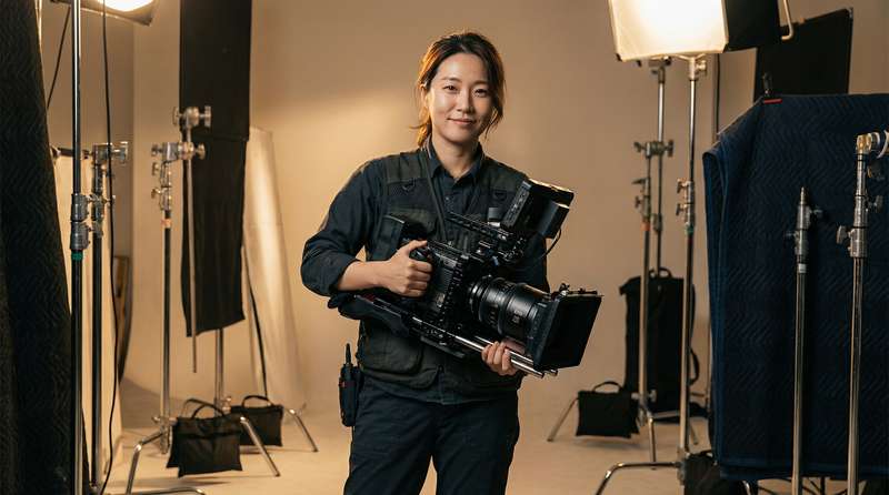 蜜桃视频摄影师专家李雨晴